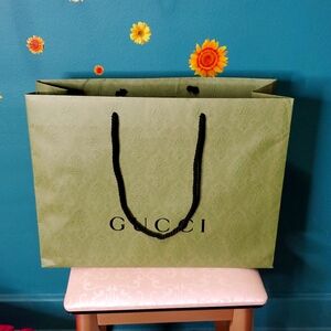 Gucci Green Shopping Bags